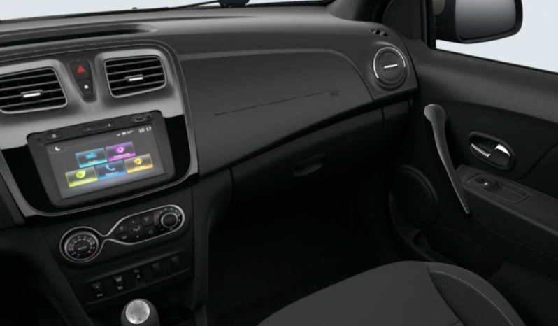 
								RENAULT – SANDERO STEPWAY – 1.6 INTENS – My22 full									